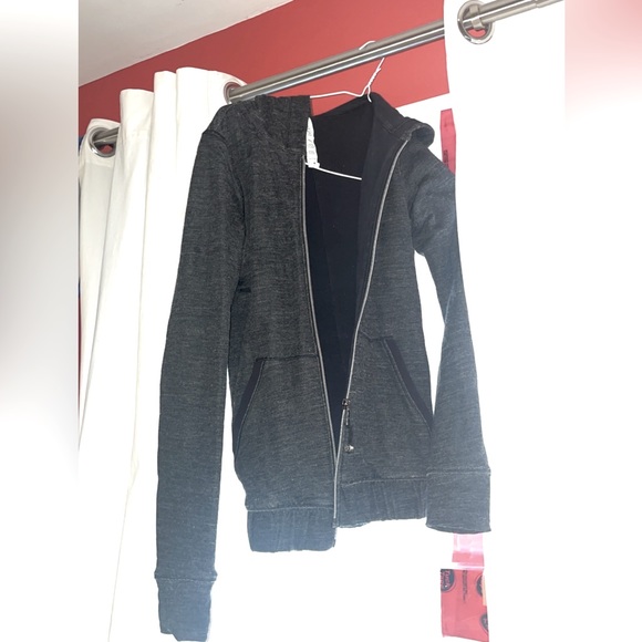 lululemon athletica Sweaters - Size 2- Lululemon Fitted Zip-Up Hoodie